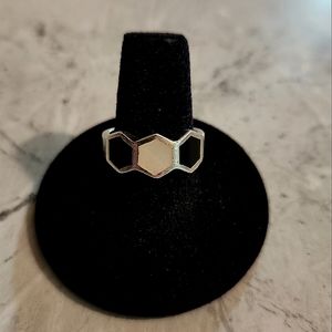 Sterling Silver ring with black onyx and mother of pearl inlay, Stamped 925